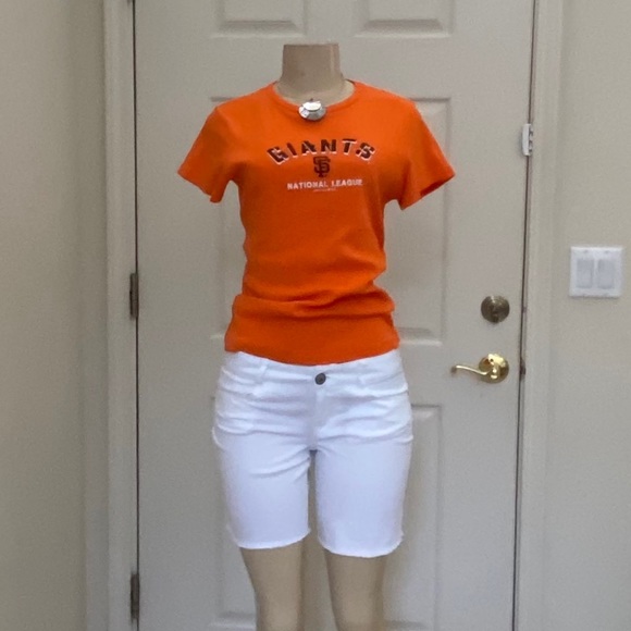 “MLB” 🧡 SUPER CUTE 🖤S.F. GIANTS SHIRT SLEEVE TEE - Picture 13 of 16